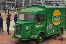 Paris La Défense lance la prochaine saison des food trucks